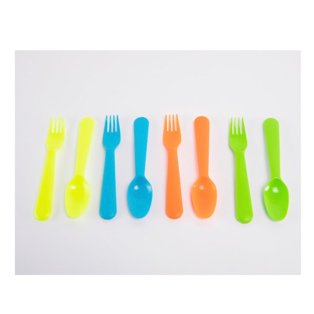 Your Zone Kids 24pc. Dinnerware Set (NWT) - Picture 6 of 16